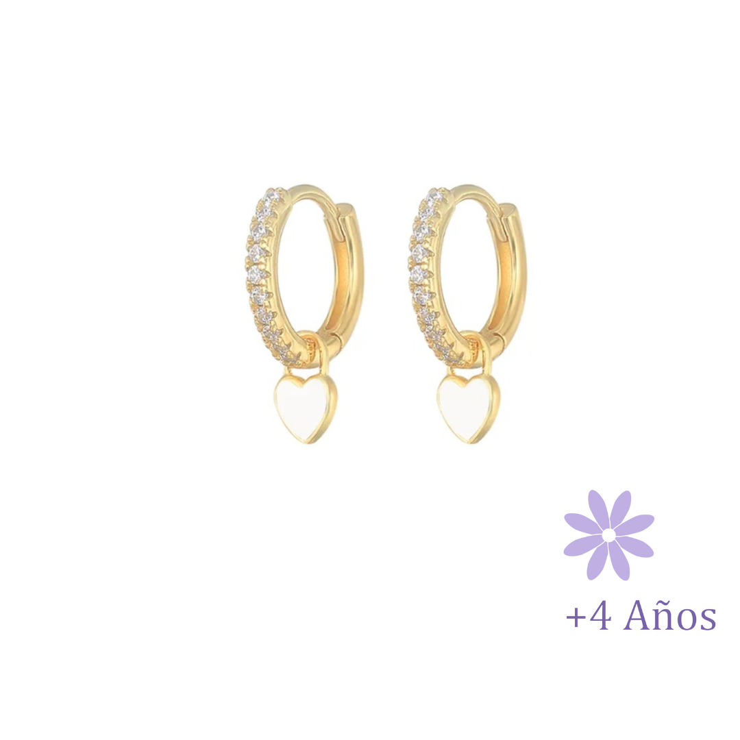 AROS ARGOLLA CORAZÓN ESMALTADO BLANCO Y CIRCONES CHAPADO EN ORO